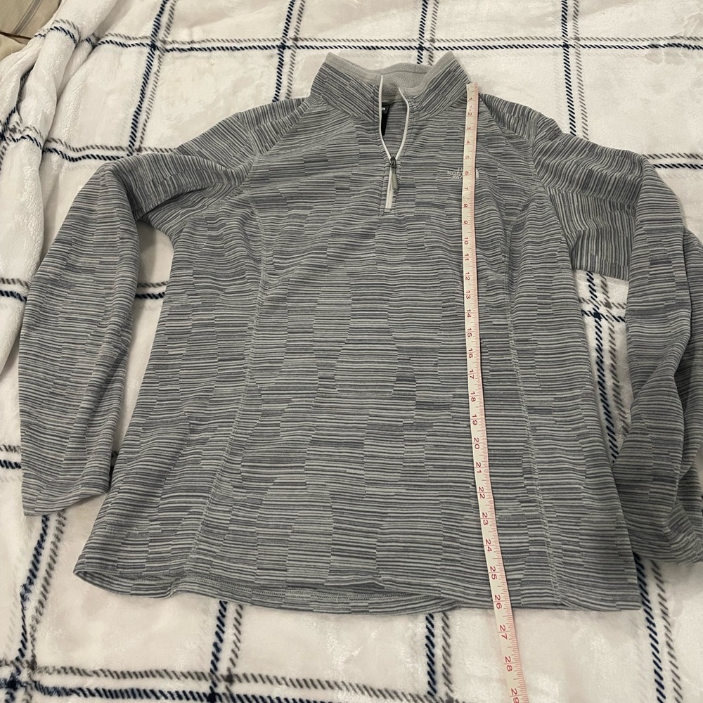 Women's XL north face pullover